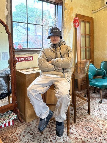 수프라 SUPRA 남자 방한화 권은비 패딩 슬리퍼 겨울 모자 따뜻해
