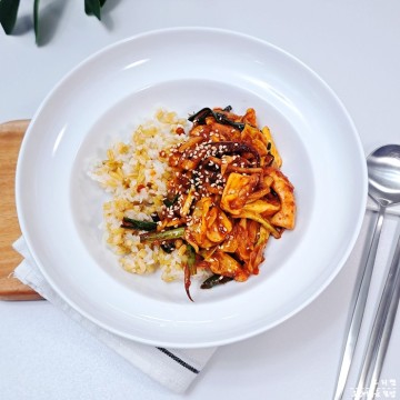 오징어 두루치기 만드는 법 매운 오징어 야채볶음 덮밥 한 그릇 레시피