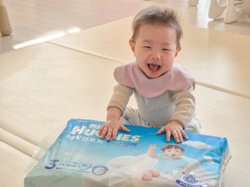 팬티기저귀 사용시기 접는법 6개월 아기 하기스 여름기저귀 추천