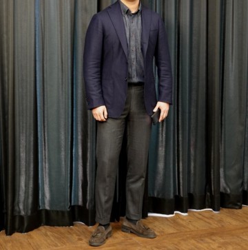 30대 남자 비즈니스 캐주얼 코디 데님 셔츠 활용한 네이비색조합