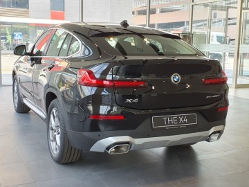 BMW X4 디젤 20d 프로모션 할인 가격, 연비 알아보기. "쿠페형 suv"의 매력에 푹 빠지다!
