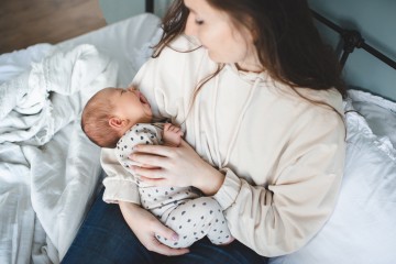 [6개월 미만 아기] 불규칙적으로 자주 깨고 잘 잠들지 못하는 원인 5가지