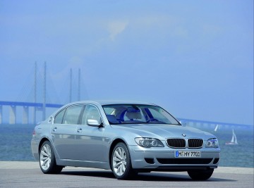 풀체인지 앞둔 BMW 7시리즈, 한눈에 역대 모델 몰아보기! 