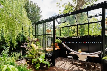 아름다운 정원과 예쁜 홈카페로 스타일링된 야외 테라스 인테리어! 노후 단독주택 리모델링
